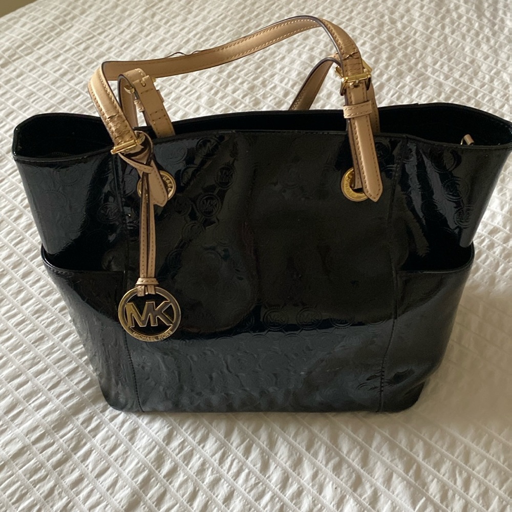 Michael Kors Jet Set East West Top Zip Black Patent Leather MK Logo Tote